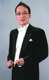 宅間 司（音楽監督・指揮）